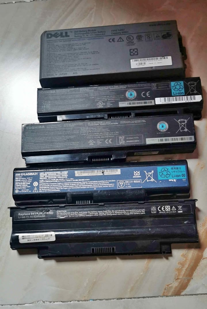 Old Laptop battery 🔋🔋